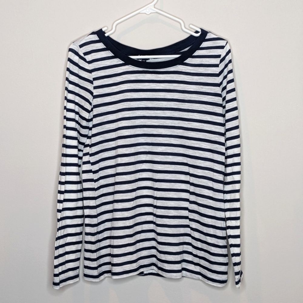 Splendid Navy White Stripe Button Back Shirt M